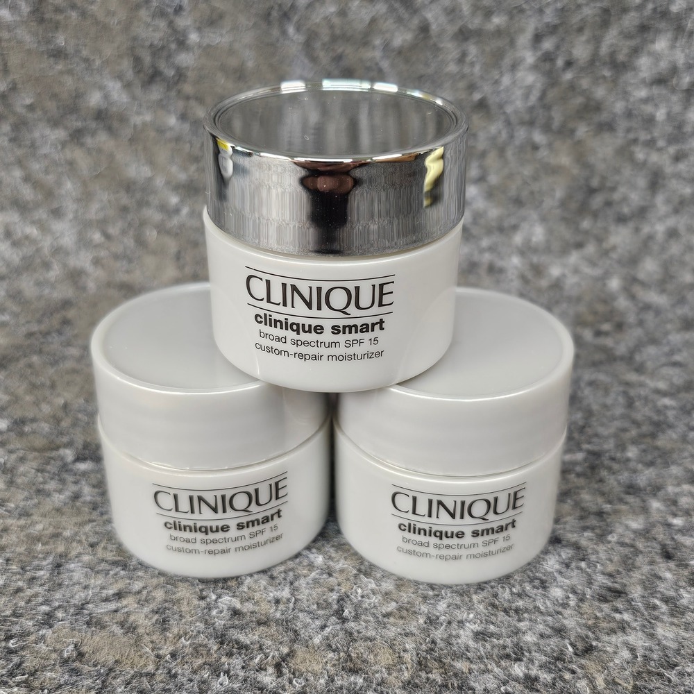 Clinique Smart Broad Spectrum SPF 15 Custom-Repair Moisturizer, 3 sample size